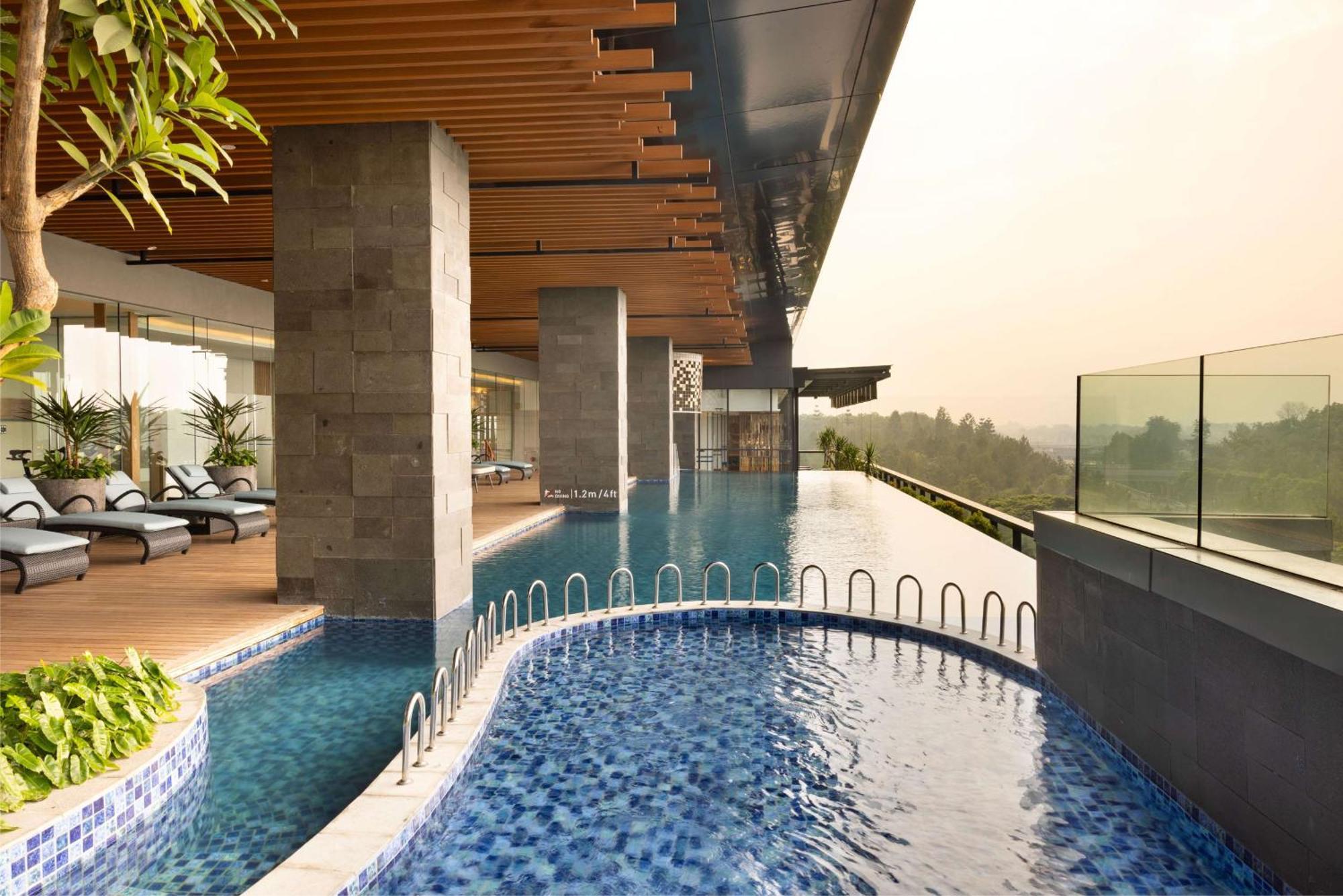 Doubletree By Hilton Jakarta Bintaro Jaya Serpong Esterno foto